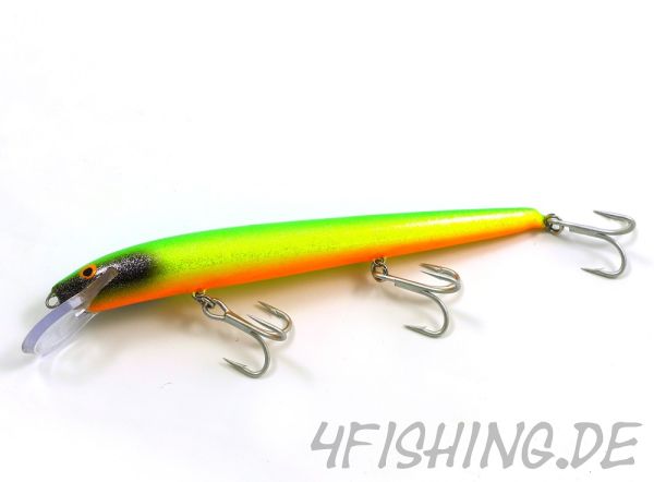 Nils Master Invincible 18 cm - der Klassiker!!! Verschiedene Farben!!!